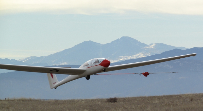 Winch launching with Longs Peak in distance, Feb 2015
